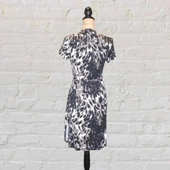 Banana Republic Wrap Dress - Picture 4 of 6